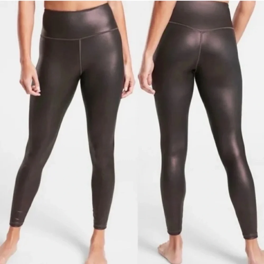 EUC Athleta Elation Shimmer Ultra High Rise 7/8 Tights Antique Burgundy Medium - Picture 1 of 7
